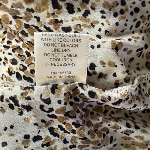 Rose + Olive Animal Print Smocked Peplum Blouse Brown Tan Small - Picture 9 of 10